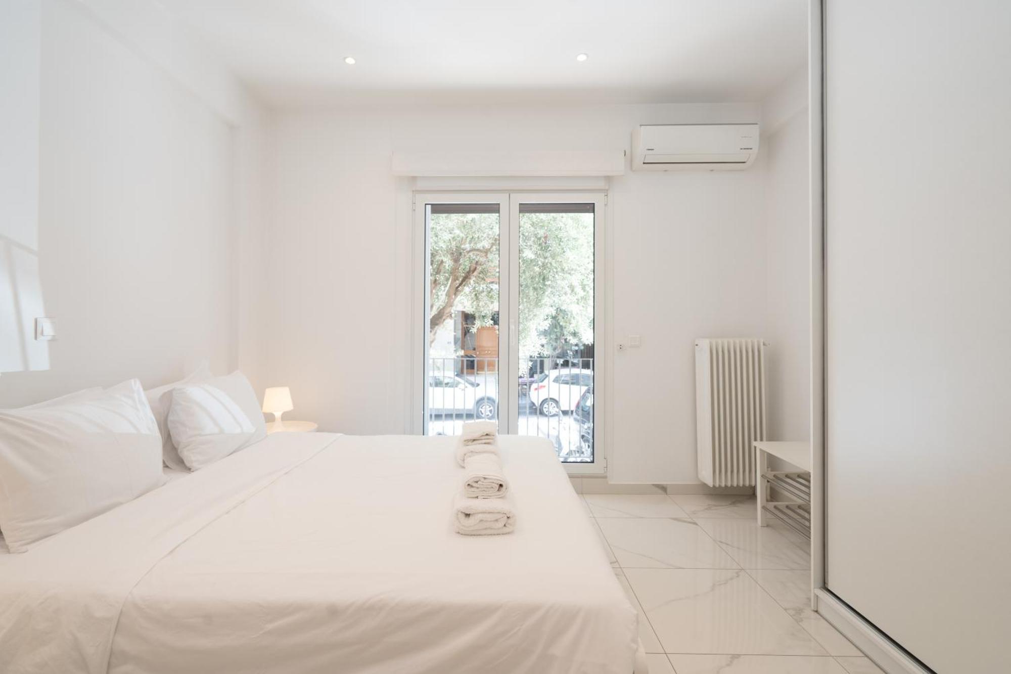 Sophisticated Modern Apt In Athens Center Extérieur photo